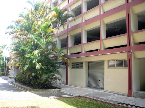 Blk 838A Hougang Central (S)531838 #243272
